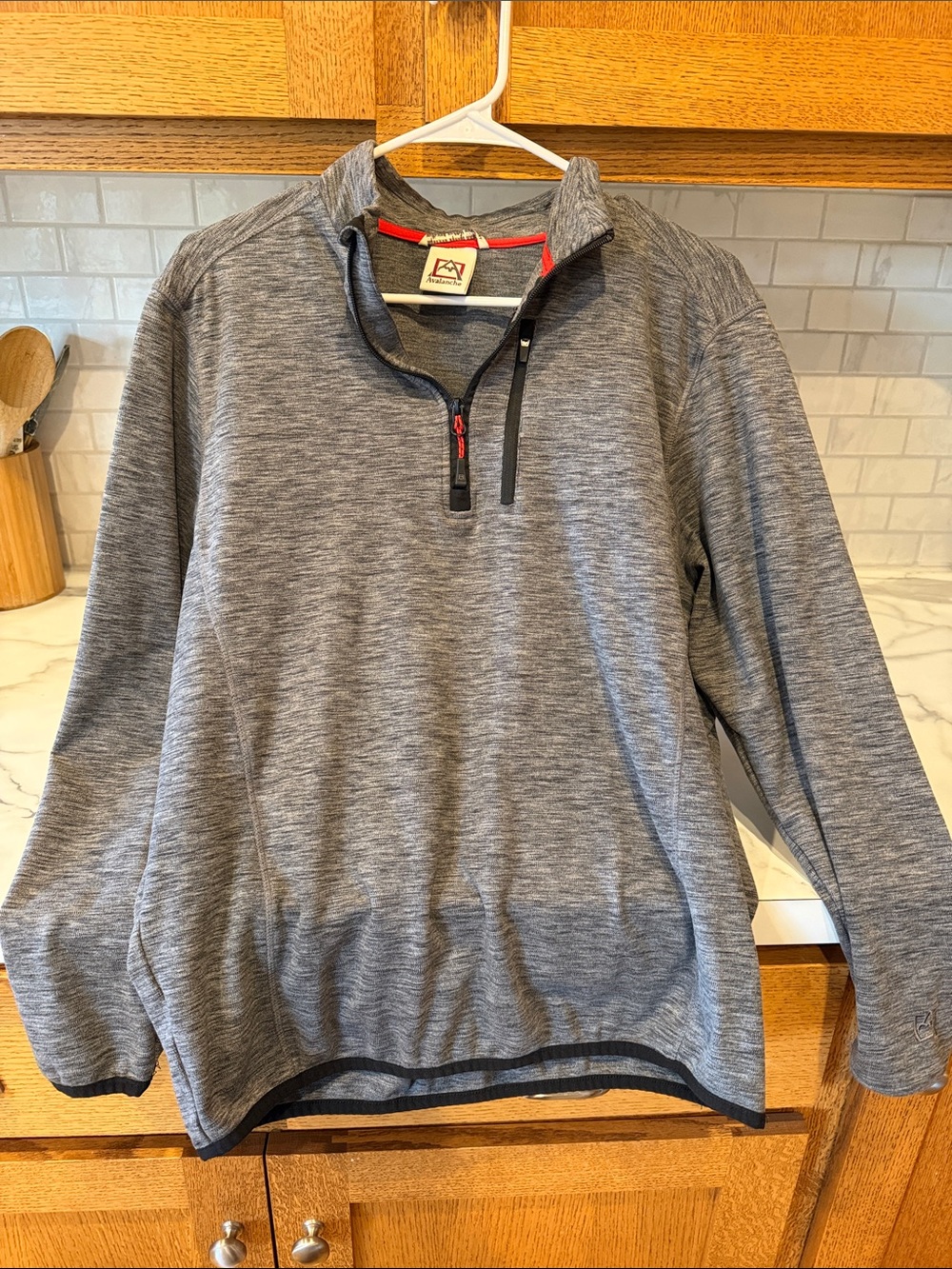 Avalanche Men’s Heather Gray Quarter-Zip Pullover